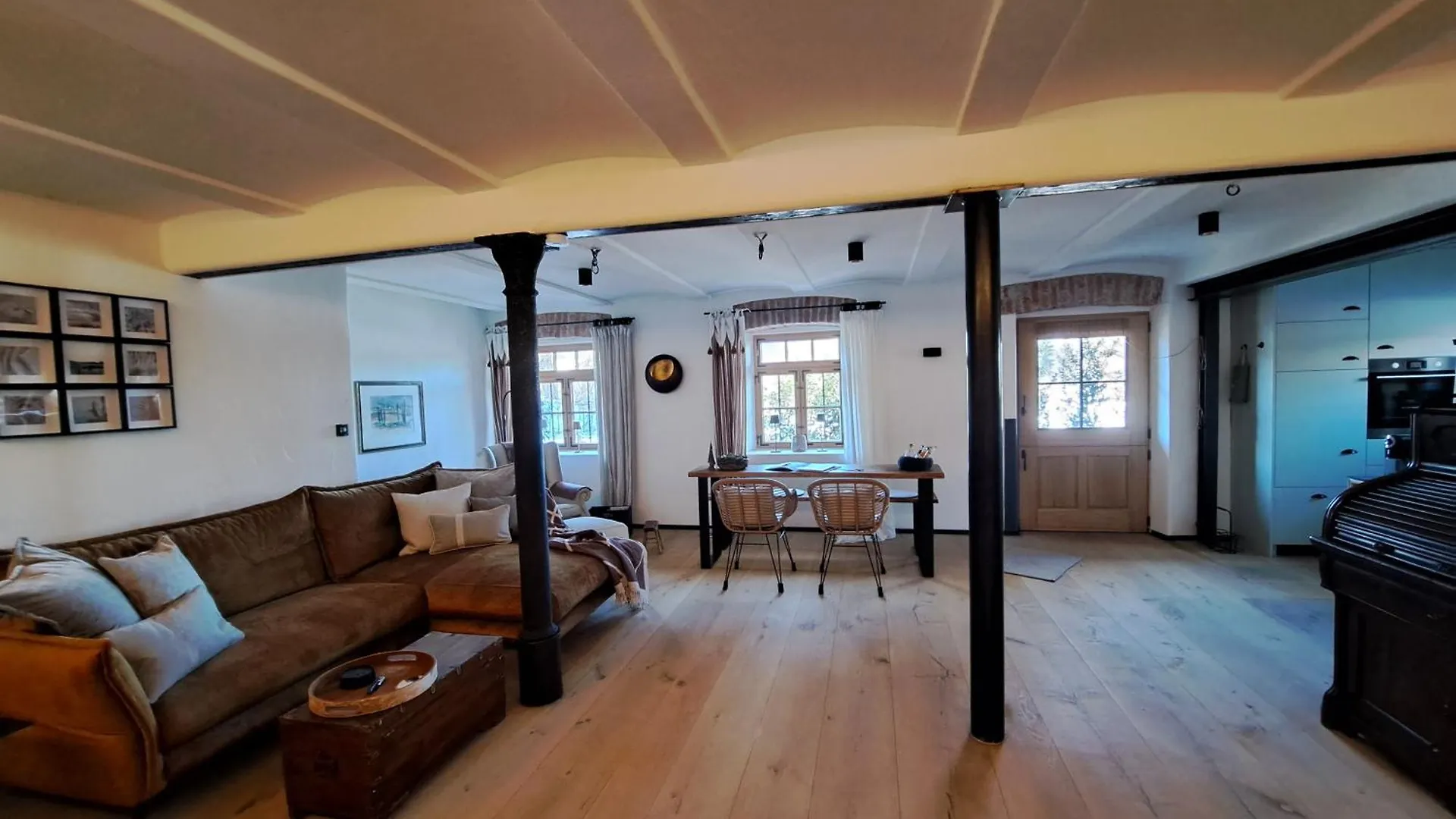 Exklusives Stall-Loft 